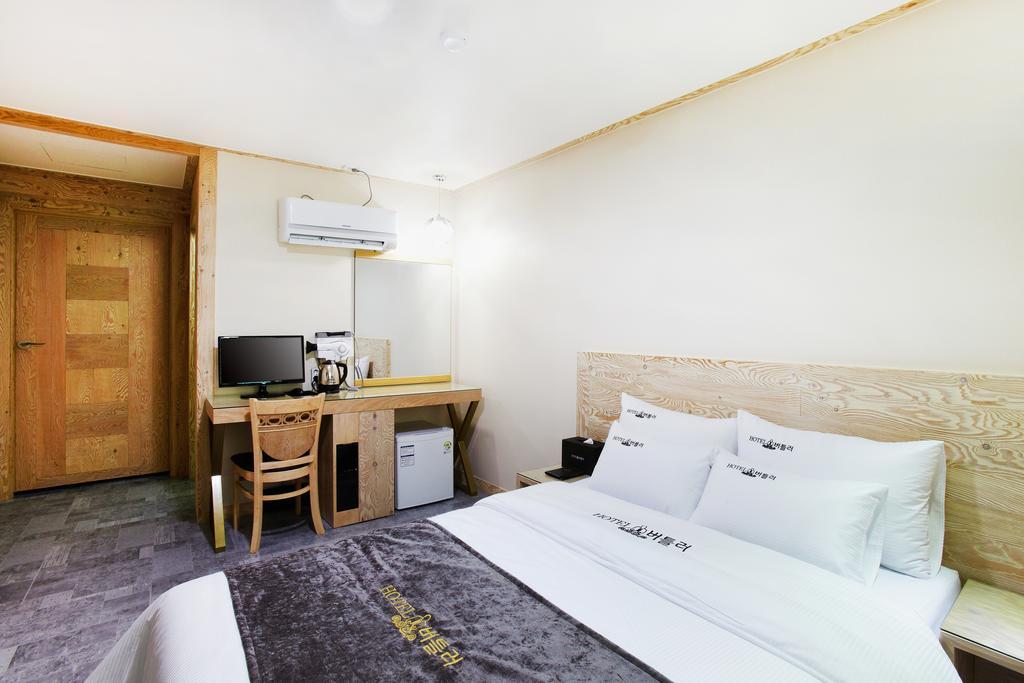 סוואן Hotel Butler חדר תמונה