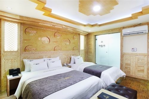 סוואן Hotel Butler מראה חיצוני תמונה